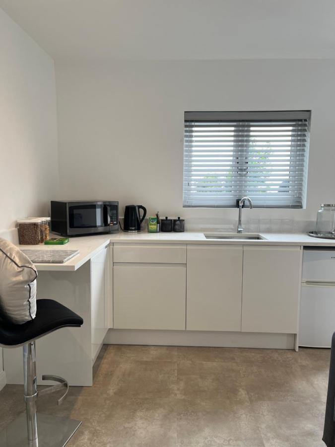 Terfyn Hall Aquarium Apartment 1 برستاتين المظهر الخارجي الصورة